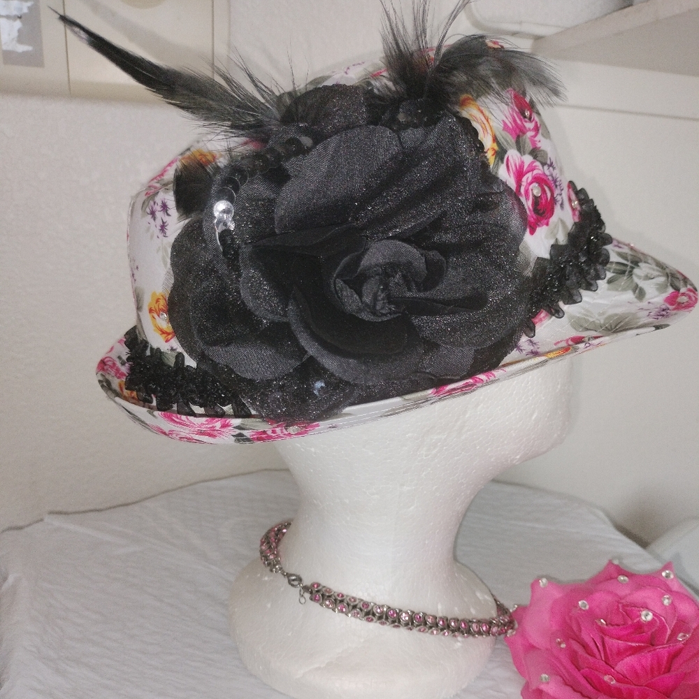 Flowered Jacket And Matching Fedora Hat Set With … - image 3